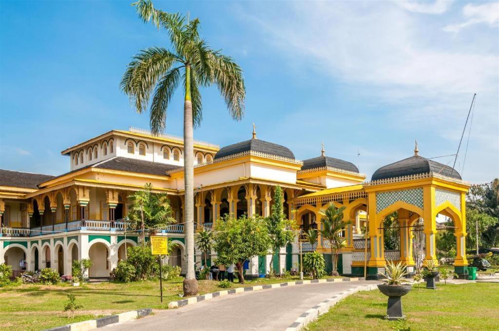 Готель Spot On 91977 Kost Ketapang Syariah Медан Екстер'єр фото